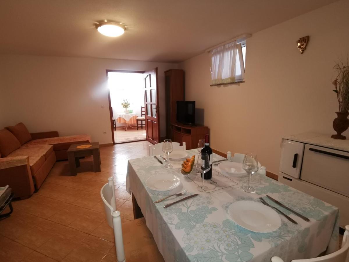 Apartmani Berber Babici Bagian luar foto