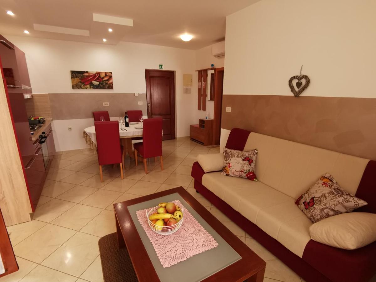 Apartmani Berber Babici Bagian luar foto